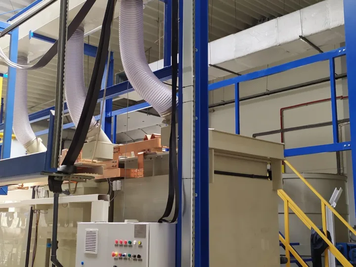 Prace instalacyjne w budynku mieszkalnym